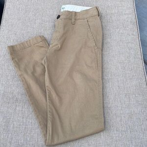 Boys Abercrombie khaki pants size 13/14 NEW washed never worn